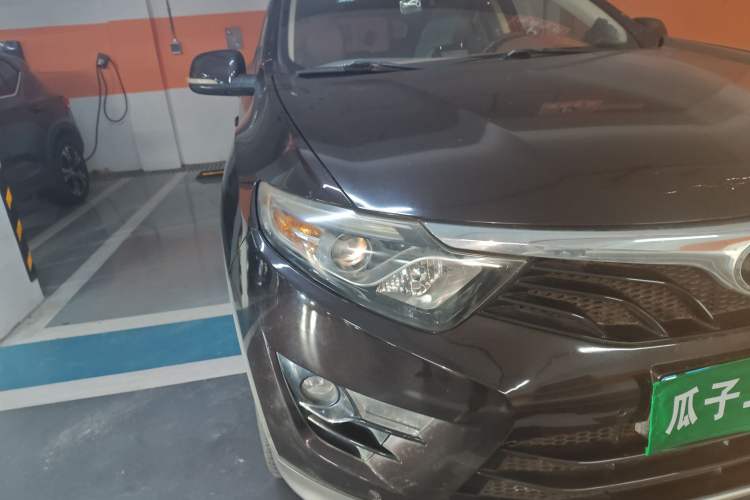 Used Soueast DX7 2016 1.5T Manual Triumph Edition Right Front Headlight