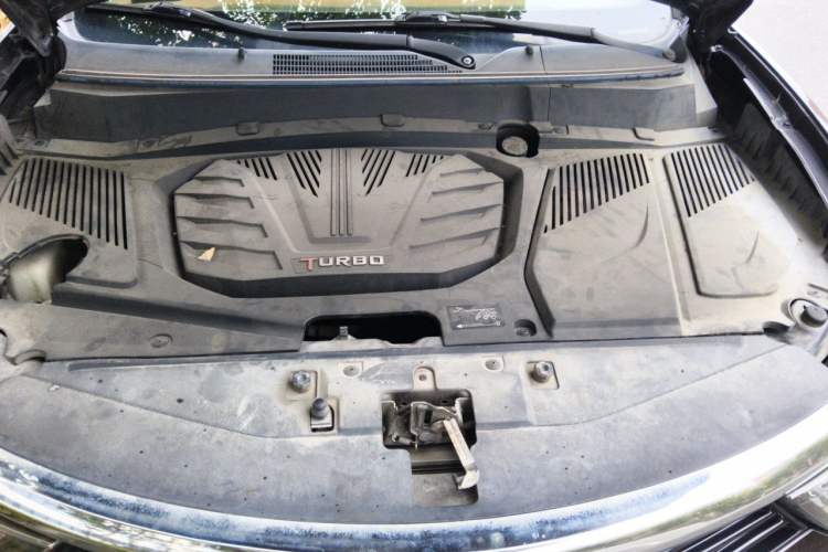 Used Soueast DX7 2016 1.5T Manual Triumph Edition Engine Bay