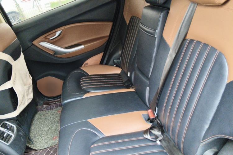 Used Soueast DX7 2016 1.5T Manual Triumph Edition Left Rear Seat