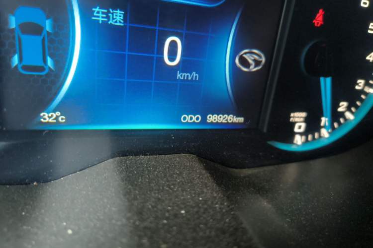 Used Soueast DX7 2016 1.5T Manual Triumph Edition Odometer Close Up