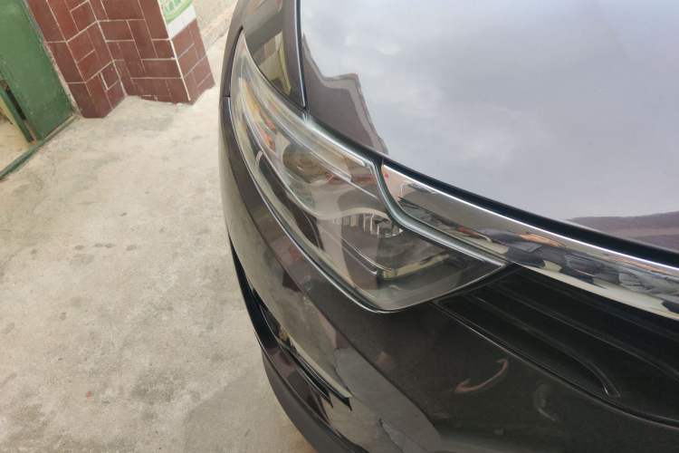 Used Soueast DX7 2016 1.5T Manual Triumph Edition Right Front Headlight