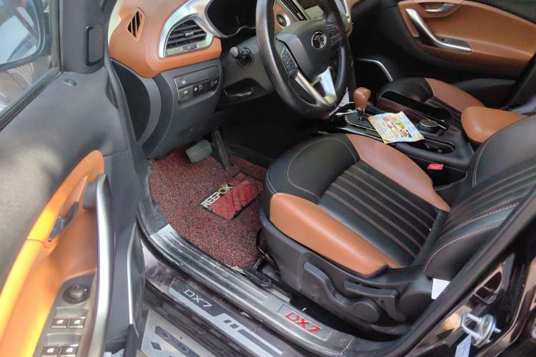 Used Soueast DX7 2016 1.5T Automatic Glory Edition Driver Seat