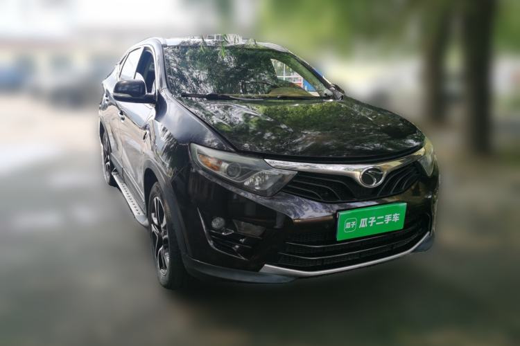 Used Soueast DX7 2016 1.5T Manual Triumph Edition Front Right 45 Deg