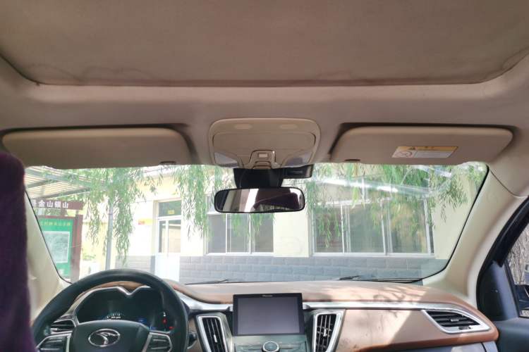 Used Soueast DX7 2016 1.5T Manual Triumph Edition Headliner