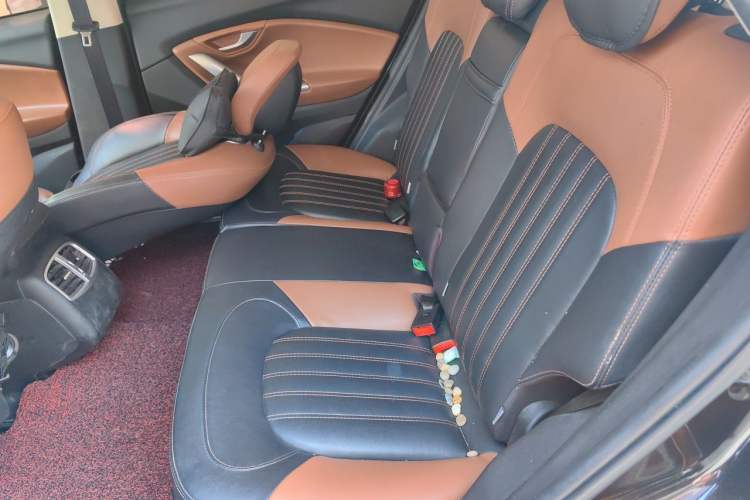 Used Soueast DX7 2016 1.5T Automatic Glory Edition Left Rear Seat
