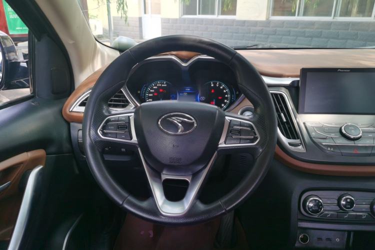 Used Soueast DX7 2016 1.5T Manual Triumph Edition Steering Wheel