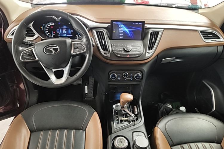 Used Soueast DX7 2016 1.5T Automatic Glory Edition Center Console