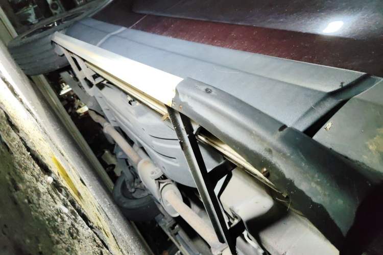 Used Soueast DX7 2016 1.5T Automatic Glory Edition Chassis Front Right