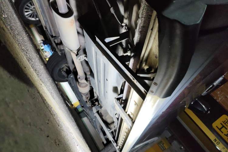 Used Soueast DX7 2016 1.5T Automatic Glory Edition Chassis Rear Right