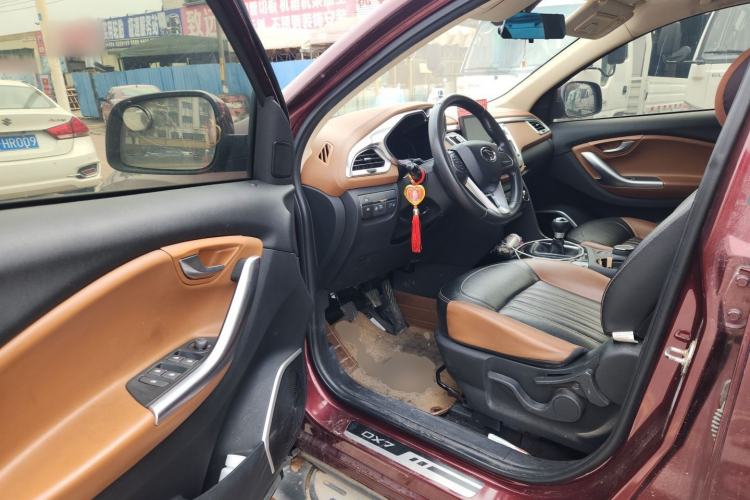 Used Soueast DX7 2016 1.5T Manual Triumph Edition Driver Seat