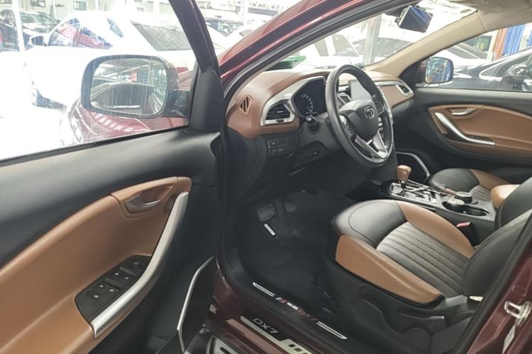 Used Soueast DX7 2016 1.5T Automatic Glory Edition Driver Seat