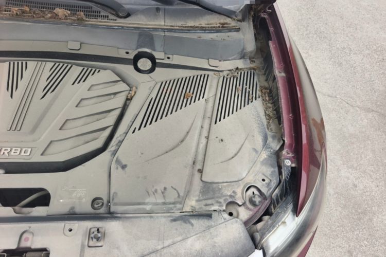 Used Soueast DX7 2016 1.5T Automatic Glory Edition Engine Bay Left