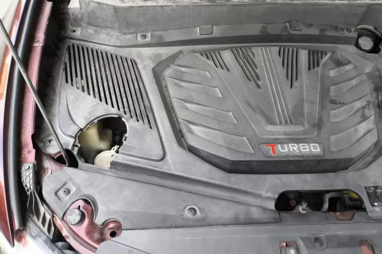 Used Soueast DX7 2016 1.5T Automatic Glory Edition Engine Bay Right