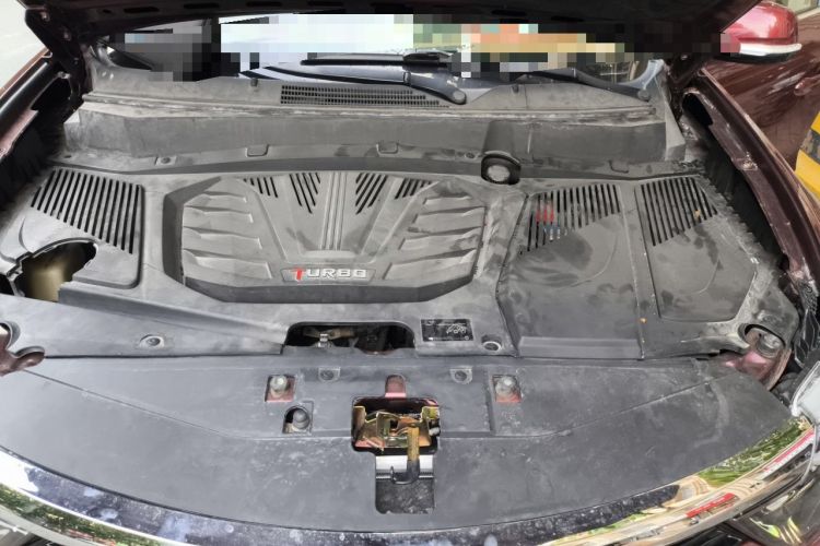 Used Soueast DX7 2016 1.5T Automatic Glory Edition Engine Bay