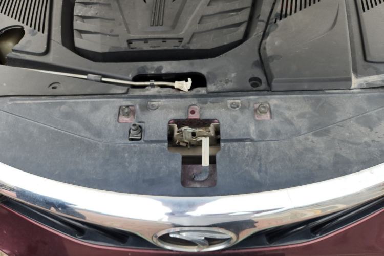 Used Soueast DX7 2016 1.5T Manual Triumph Edition Engine Bay
