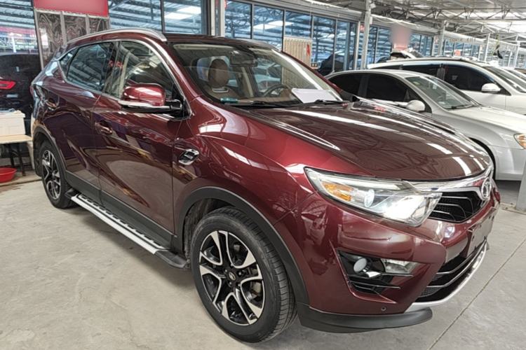 Used Soueast DX7 2016 1.5T Automatic Glory Edition Front Right 45 Deg