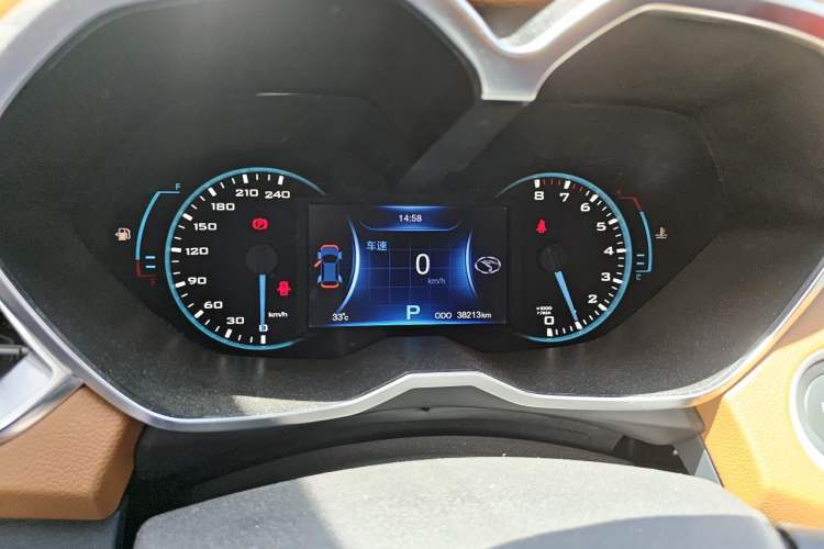 Used Soueast DX7 2016 1.5T Automatic Glory Edition Instrument Cluster