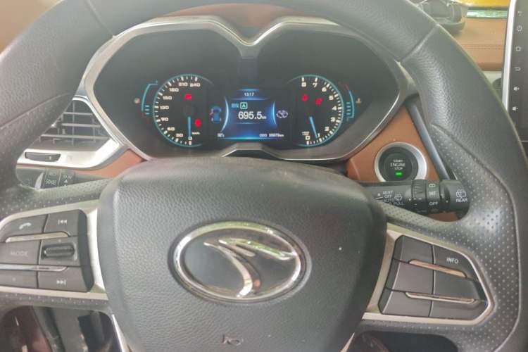 Used Soueast DX7 2016 1.5T Manual Triumph Edition Instrument Cluster