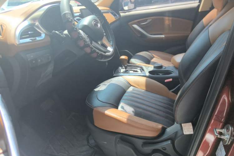 Used Soueast DX7 2016 1.5T Automatic Glory Edition Left Front Seat