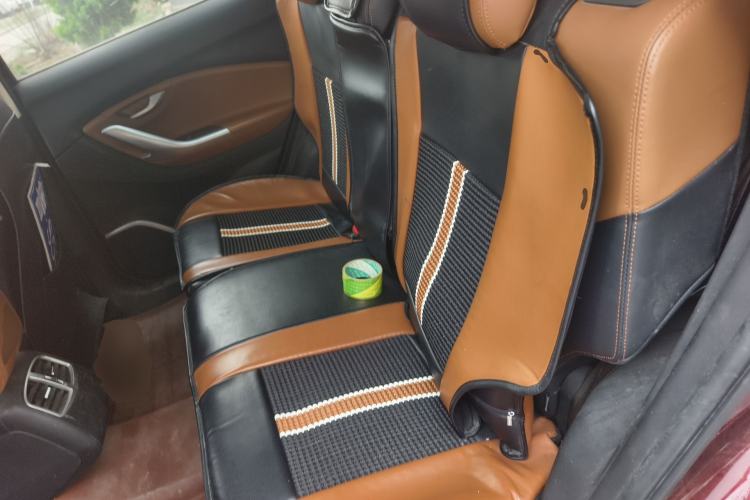 Used Soueast DX7 2016 1.5T Automatic Glory Edition Left Rear Seat