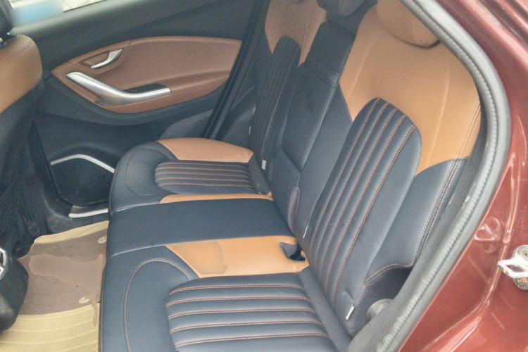 Used Soueast DX7 2016 1.5T Manual Triumph Edition Left Rear Seat