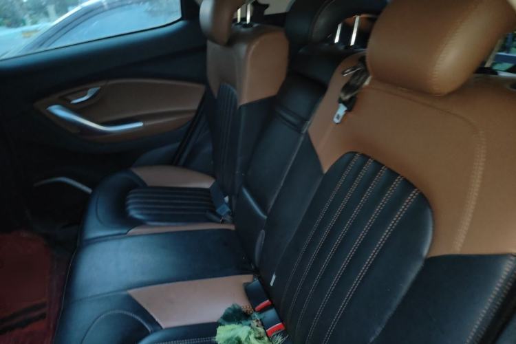 Used Soueast DX7 2016 1.5T Manual Triumph Edition Left Rear Seat