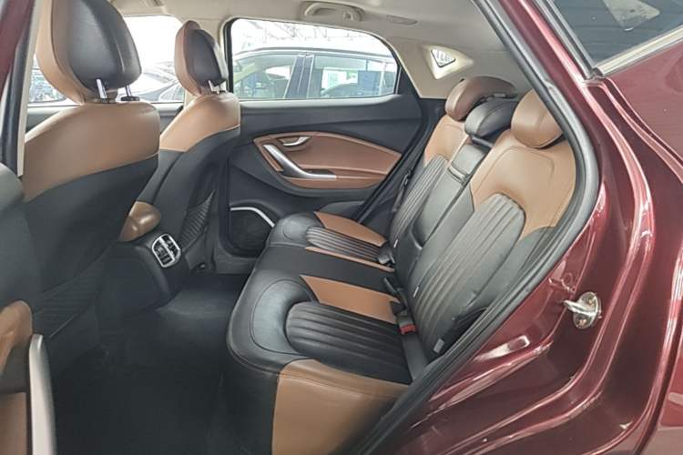 Used Soueast DX7 2016 1.5T Automatic Glory Edition Left Rear Seat