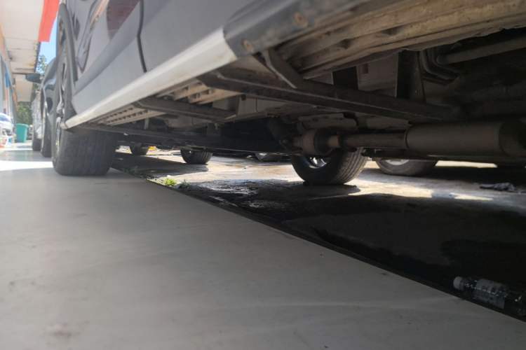 Used Soueast DX7 2016 1.5T Automatic Glory Edition Left Side Sill
