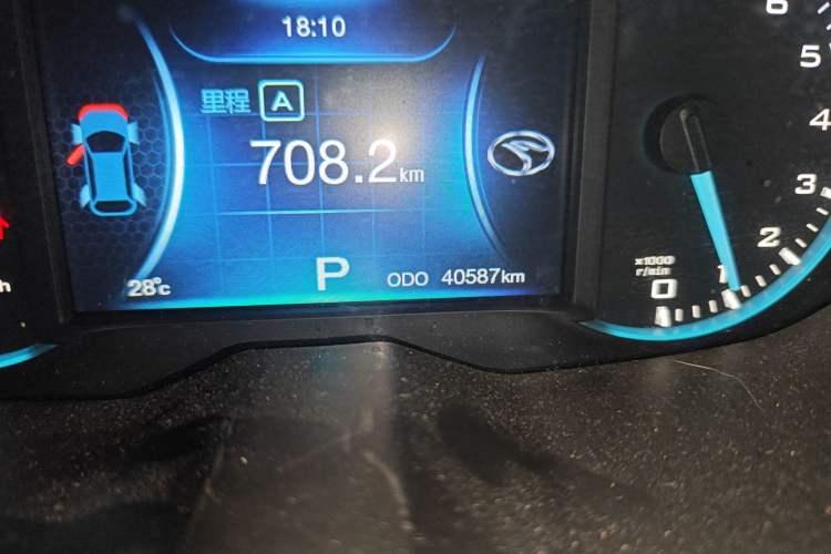 Used Soueast DX7 2016 1.5T Automatic Glory Edition Odometer Close Up