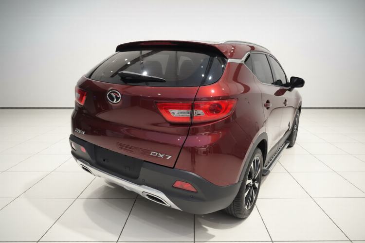 Used Soueast DX7 2016 1.5T Automatic Glory Edition Rear Right 45 Deg