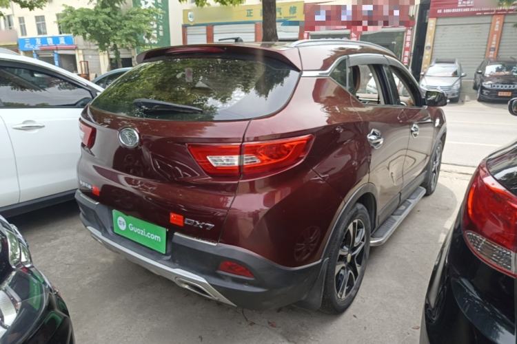 Used Soueast DX7 2016 1.5T Manual Triumph Edition Rear Right 45 Deg