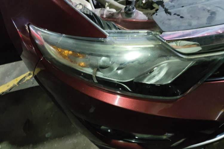 Used Soueast DX7 2016 1.5T Automatic Glory Edition Right Front Headlight