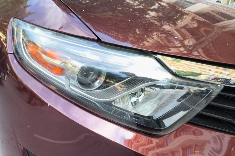 Used Soueast DX7 2016 1.5T Automatic Glory Edition Right Front Headlight