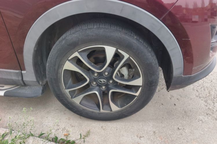 Used Soueast DX7 2016 1.5T Automatic Glory Edition Right Front Wheel Hub