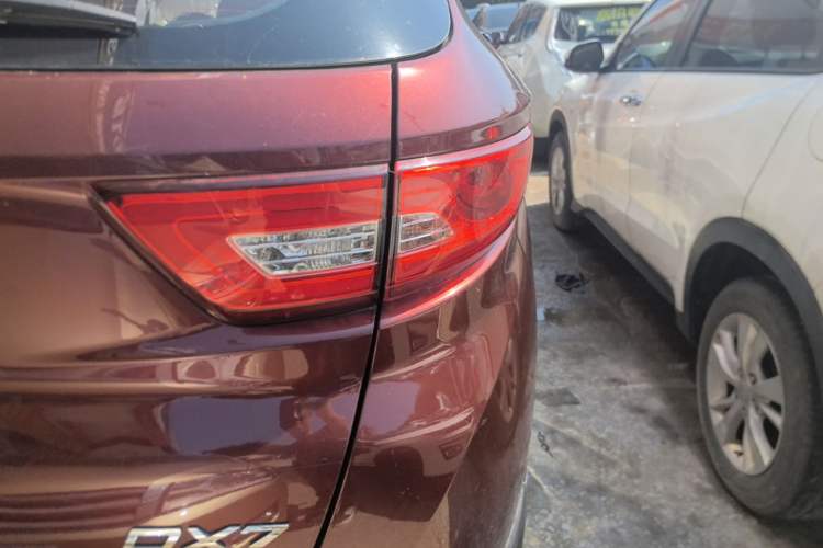 Used Soueast DX7 2016 1.5T Automatic Glory Edition Right Rear Taillight