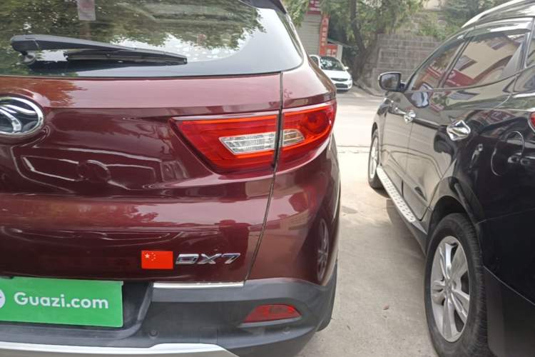 Used Soueast DX7 2016 1.5T Manual Triumph Edition Right Rear Taillight