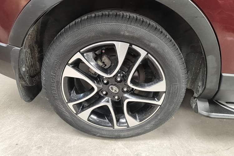 Used Soueast DX7 2016 1.5T Automatic Glory Edition Right Rear Wheel Hub