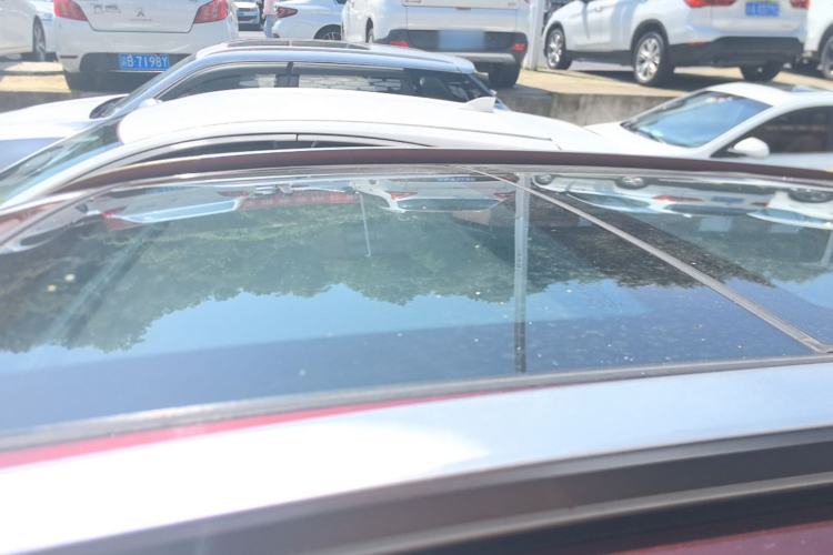 Used Soueast DX7 2016 1.5T Automatic Glory Edition Roof