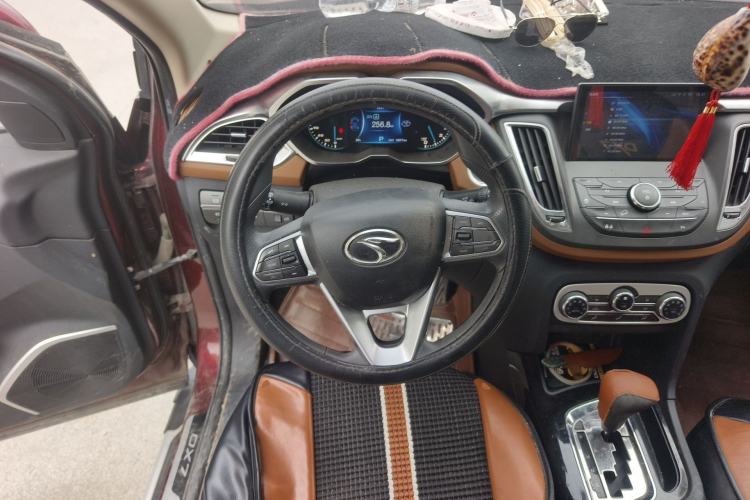 Used Soueast DX7 2016 1.5T Automatic Glory Edition Steering Wheel