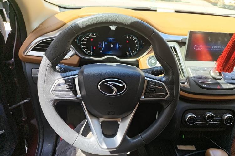 Used Soueast DX7 2016 1.5T Automatic Glory Edition Steering Wheel