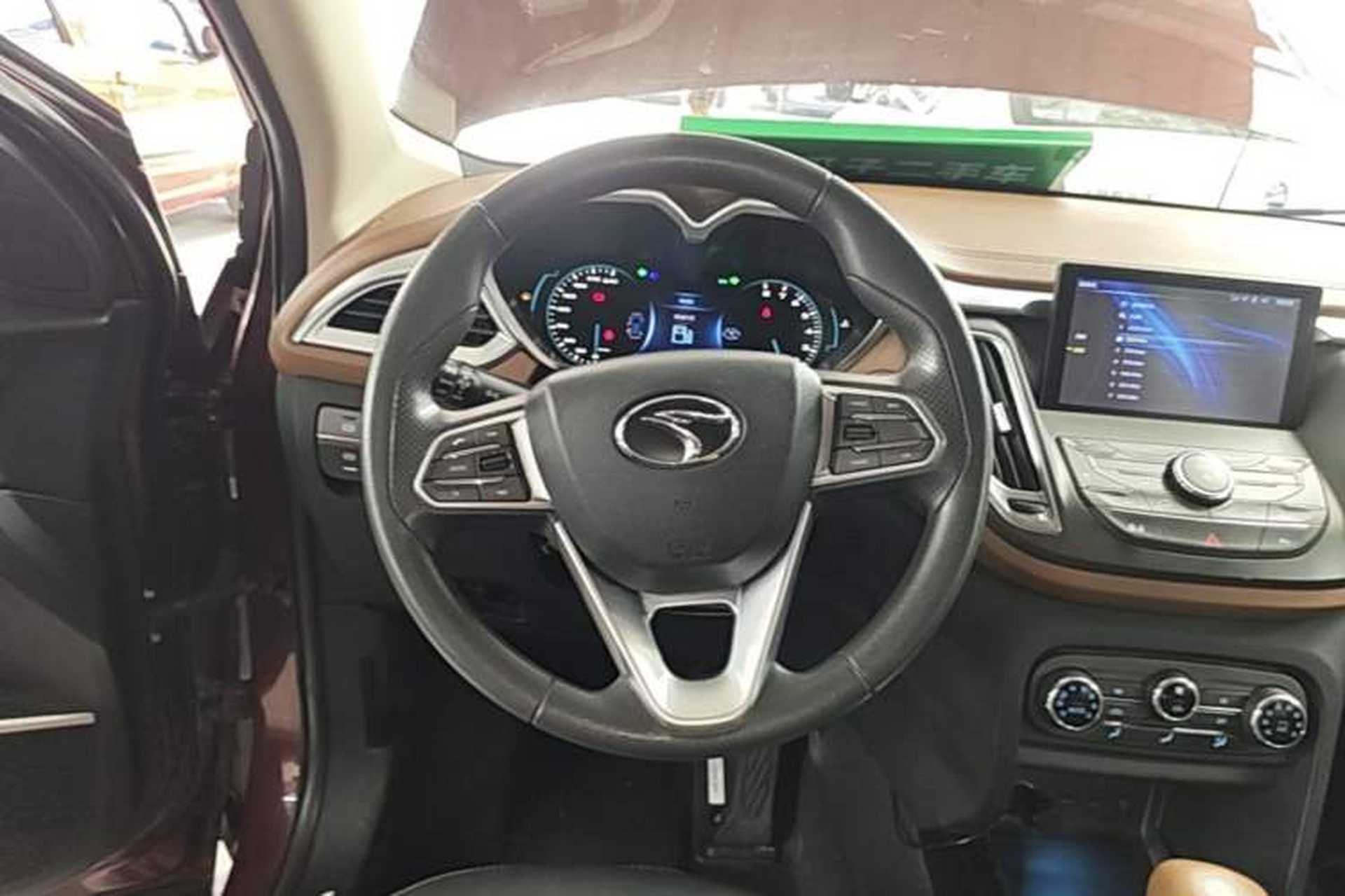 Used Soueast DX7 2016 1.5T Automatic Glory Edition Steering Wheel