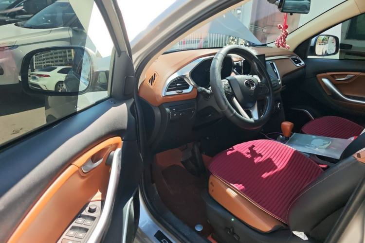 Used Soueast DX7 2016 1.5T Automatic Glory Edition Driver Seat