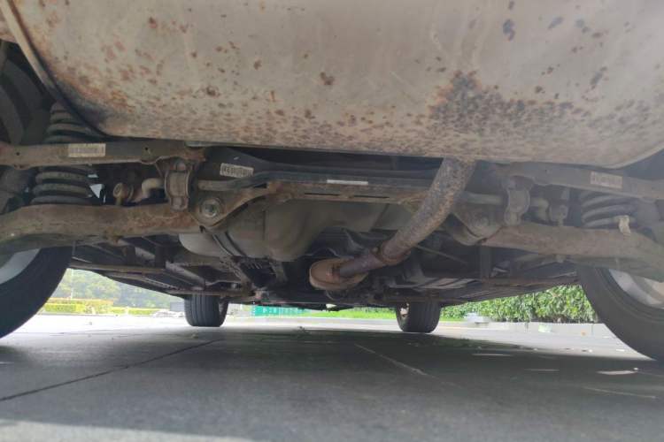 Used Soueast DX7 2016 1.5T Automatic Glory Edition Chassis Rear