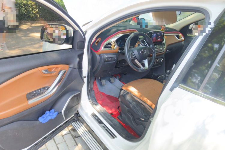 Used Soueast DX7 2016 1.5T Manual Triumph Edition Driver Seat