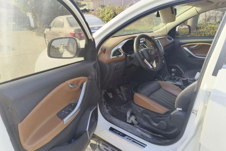 Used Soueast DX7 2016 1.5T Manual Triumph Edition Driver Seat