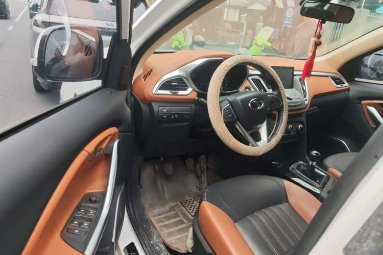Used Soueast DX7 2016 1.5T Manual Triumph Edition Driver Seat