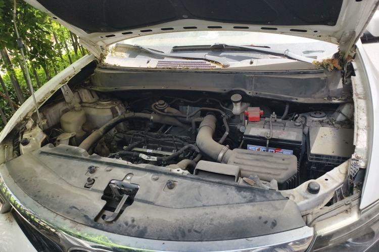 Used Soueast DX7 2016 1.5T Manual Triumph Edition Engine Bay