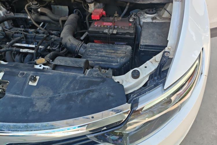 Used Soueast DX7 2016 1.5T Automatic Glory Edition Engine Bay Left