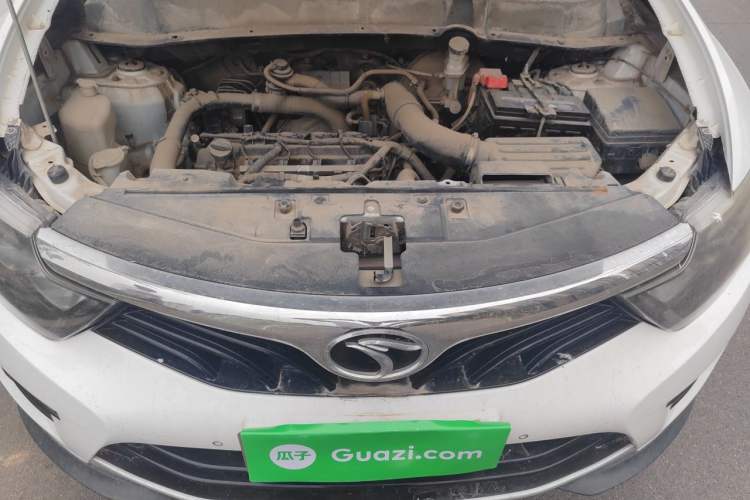 Used Soueast DX7 2016 1.5T Manual Triumph Edition Engine Bay