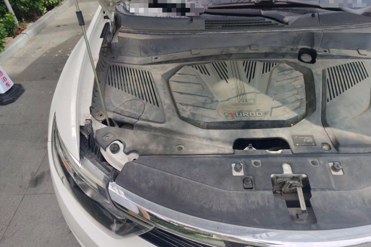 Used Soueast DX7 2016 1.5T Automatic Glory Edition Engine Bay Right